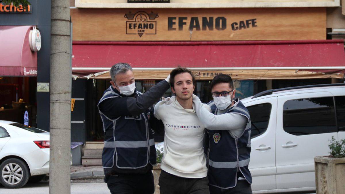 Gazze'deki soykırıma destek paylaşımına gözaltı