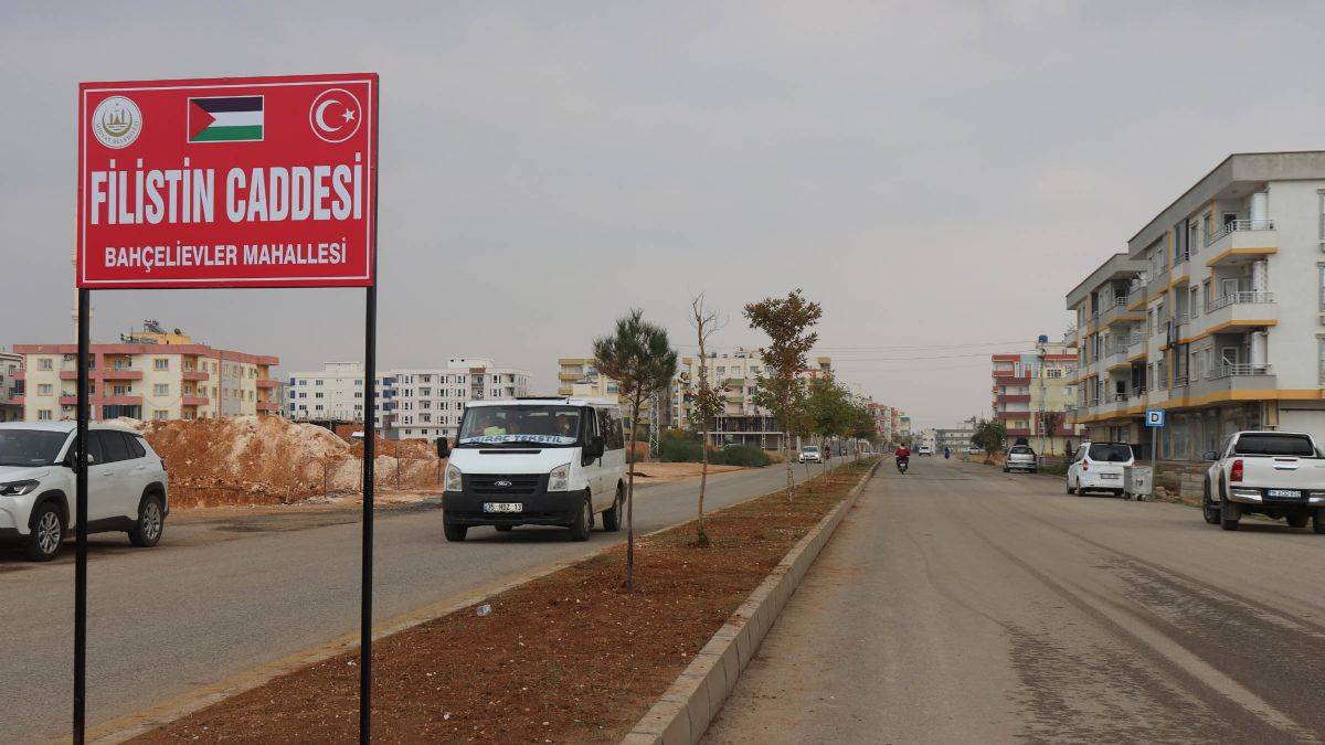 Mardin'de en uzun caddeye 'Filistin' adı verildi