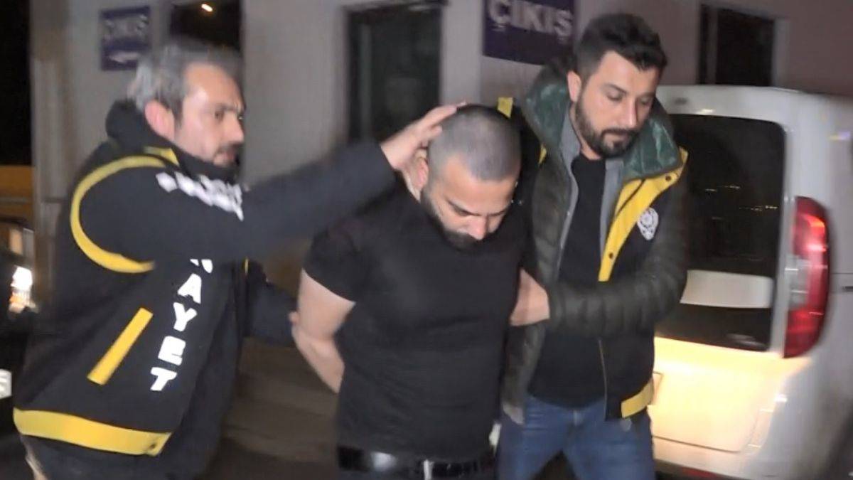 Ev arkadaşını öldürüp kestiği kafasını buzdolabında sakladı; ifadesi ortaya çıktı
