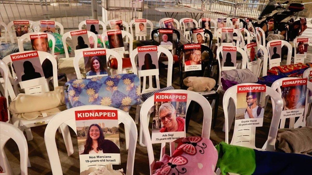 İsrail'de esir yakınlarına toplantıyı terk ettiren söz