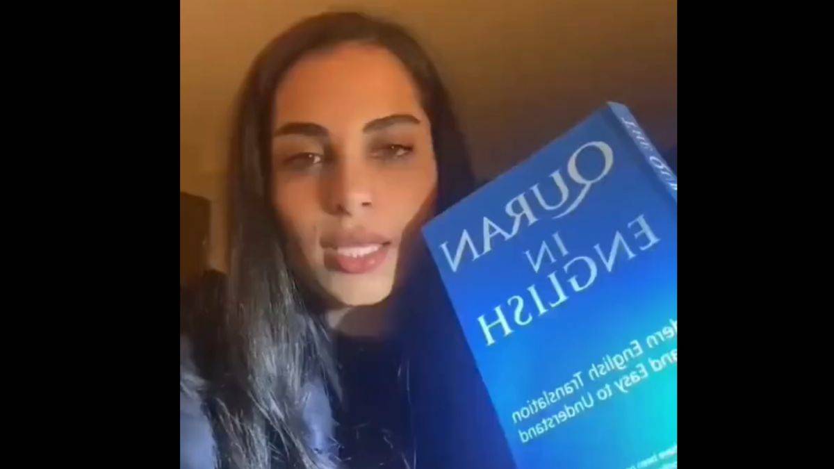 Filistin direnişinden etkilenip Kur'an aldı