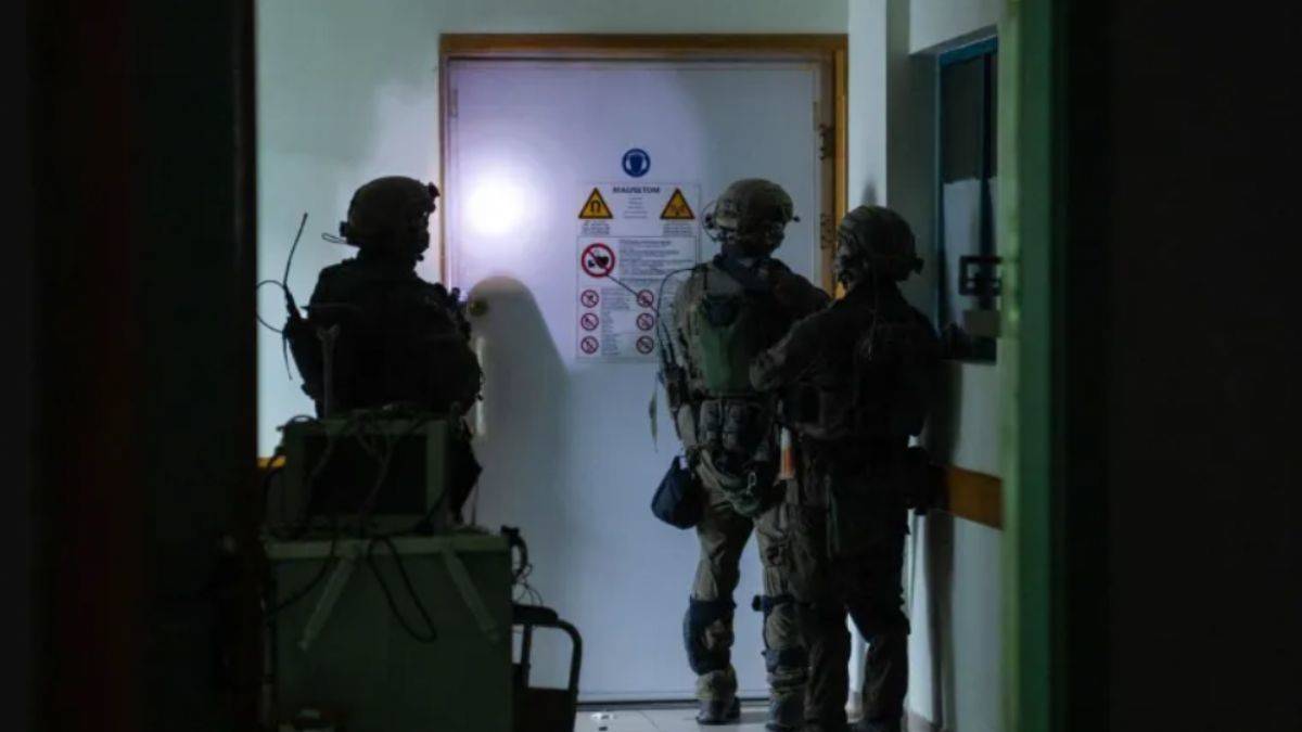 Gazze'deki doktorlar: 'İsrail askerleri Filistinli cesetlerini çaldı'