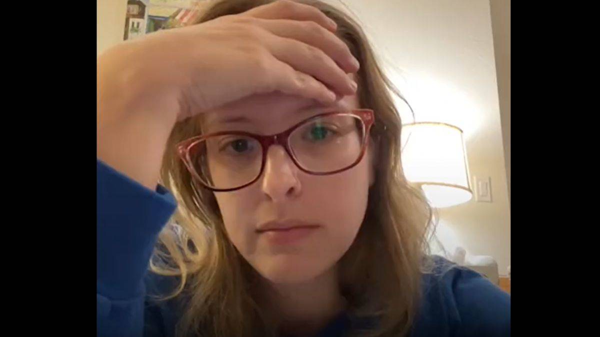 Filistinlilerden etkilenip Kur’an aldı, gözyaşları içinde okudu