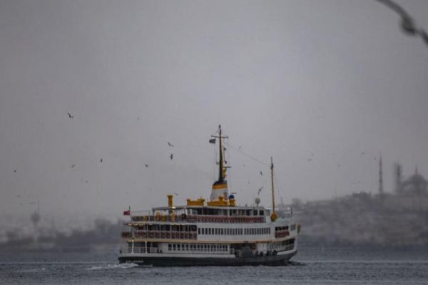 Ulaşıma olumsuz hava engeli! Vapur seferleri yapılamadı