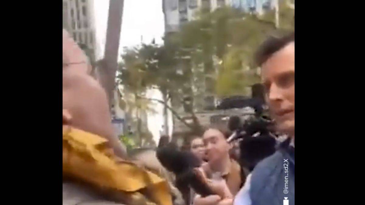 Muhabiri, 7 Ekim'i sorduğuna pişman etti