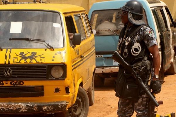 Nijerya'daki saldırıda 10 kişi öldü