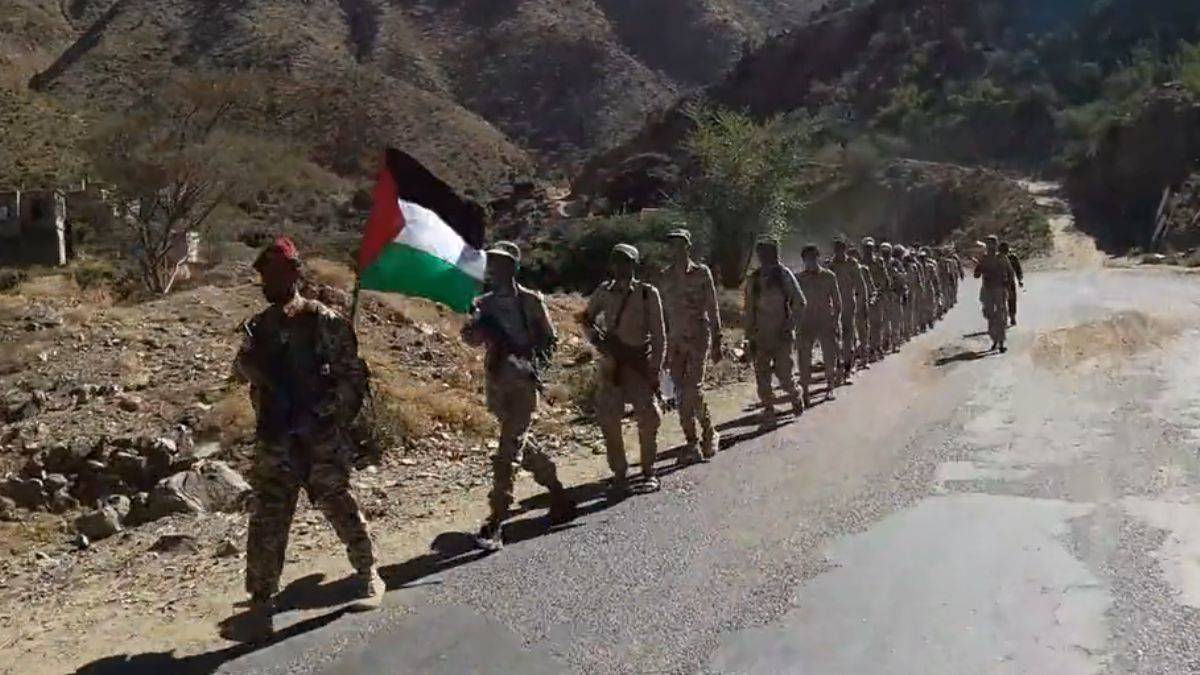 'Yemen ordusu Suud sınırına ilerliyor'