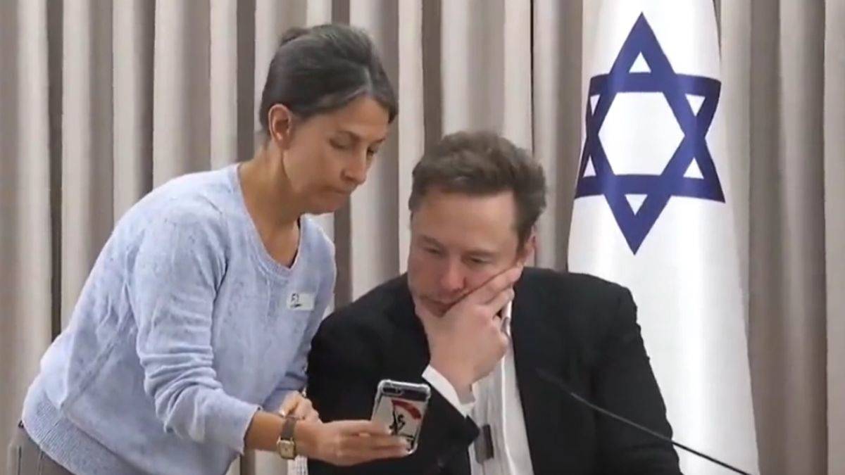 'Otur şöyle Musk, bak bak görüyor musun...'