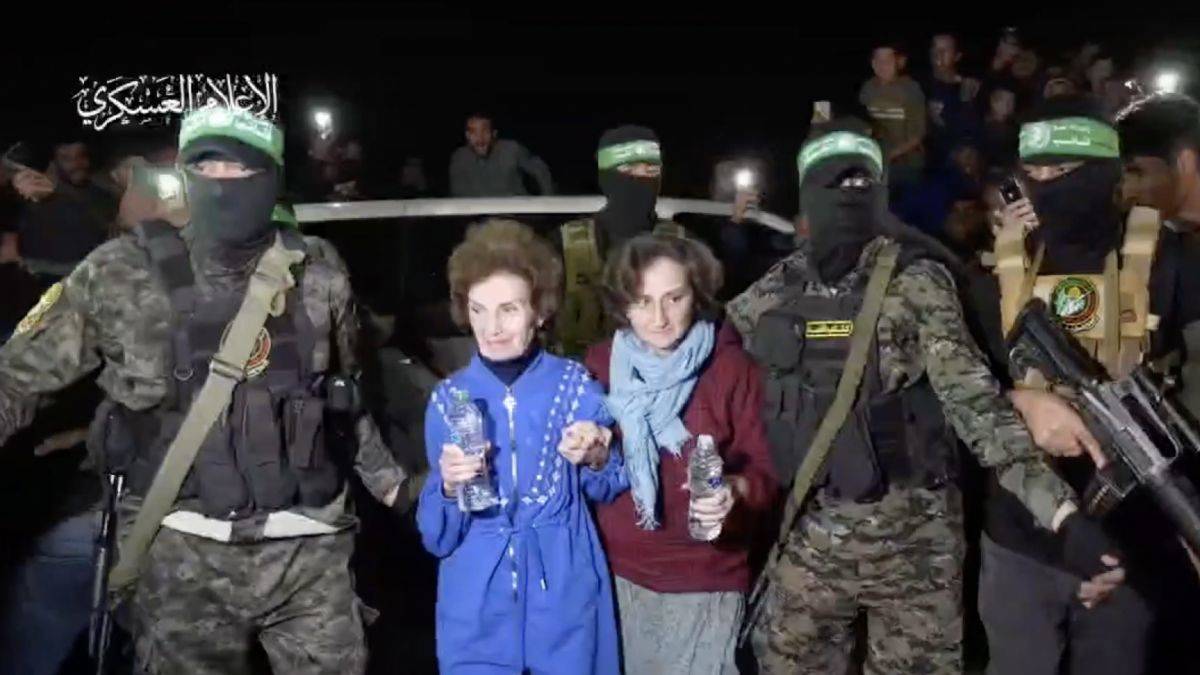 Kassam'dan şenlik havasında esir teslimi görüntüleri