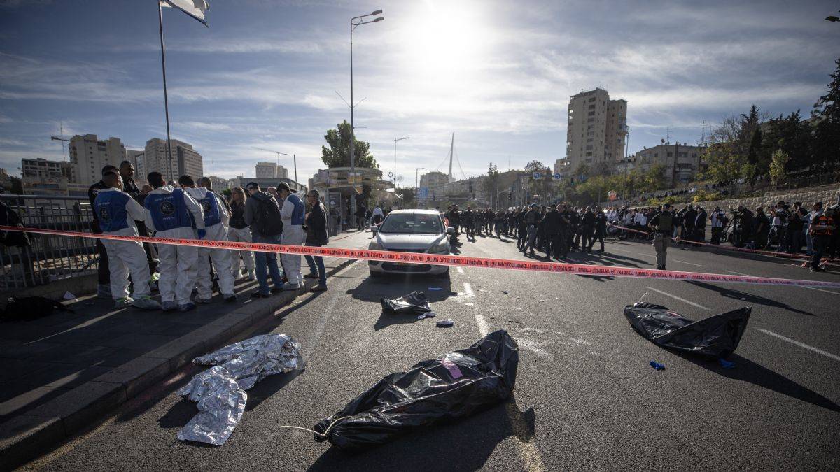 Batı Kudüs'te 'saldırgan' sanılarak vurulan İsrailli öldü