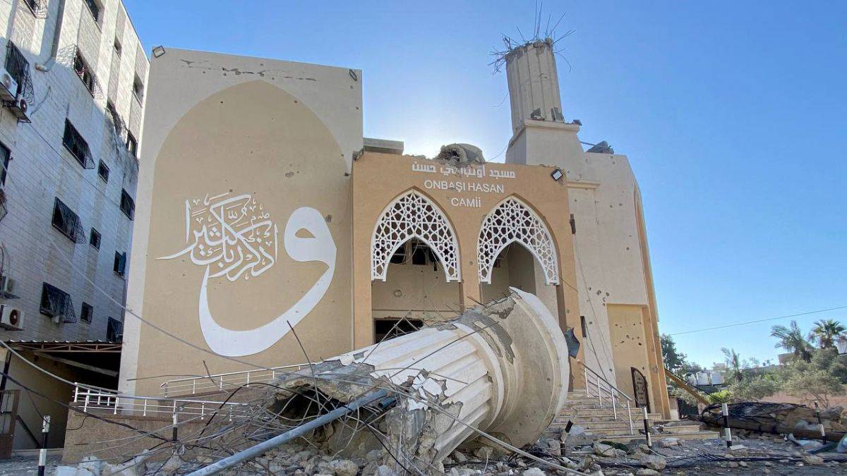 İHH'nın Gazze'de inşa ettirdiği Onbaşı Hasan Camii İsrail saldırılarında yıkıldı