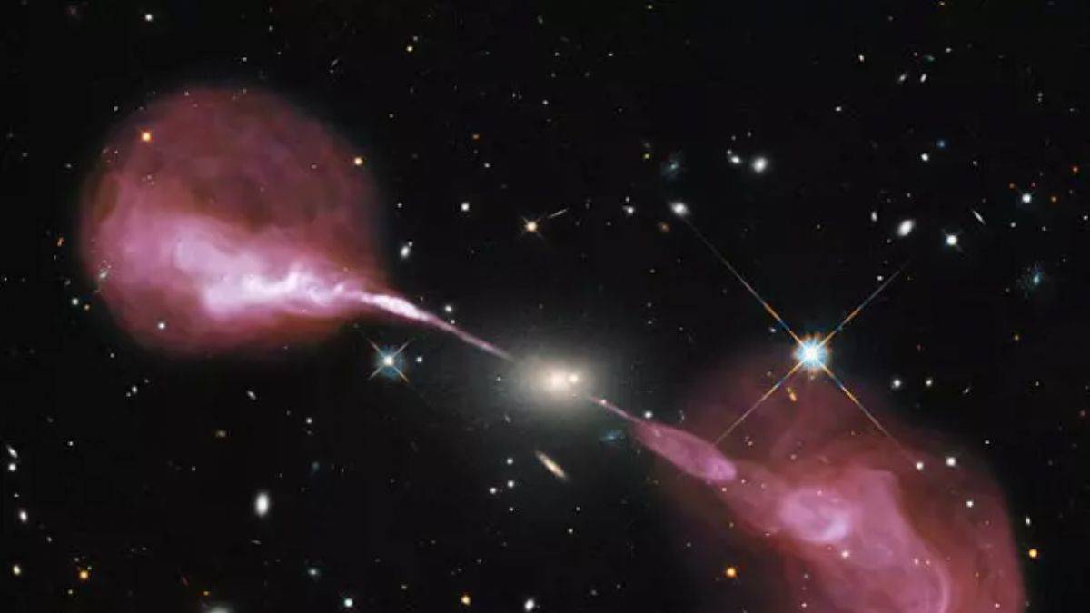 Gezegen teorilerini çürüten dev ötegezegen keşfedildi