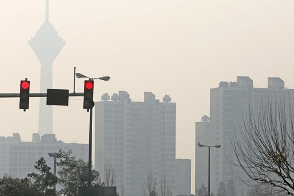 İran'ın bazı eyaletlerinde eğitime ara verildi