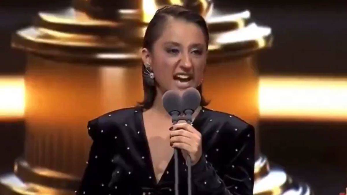 Ünlüler şaşırtmadı; 'İsrail'in öldürdüğü kedi ve köpekleri unuttu'