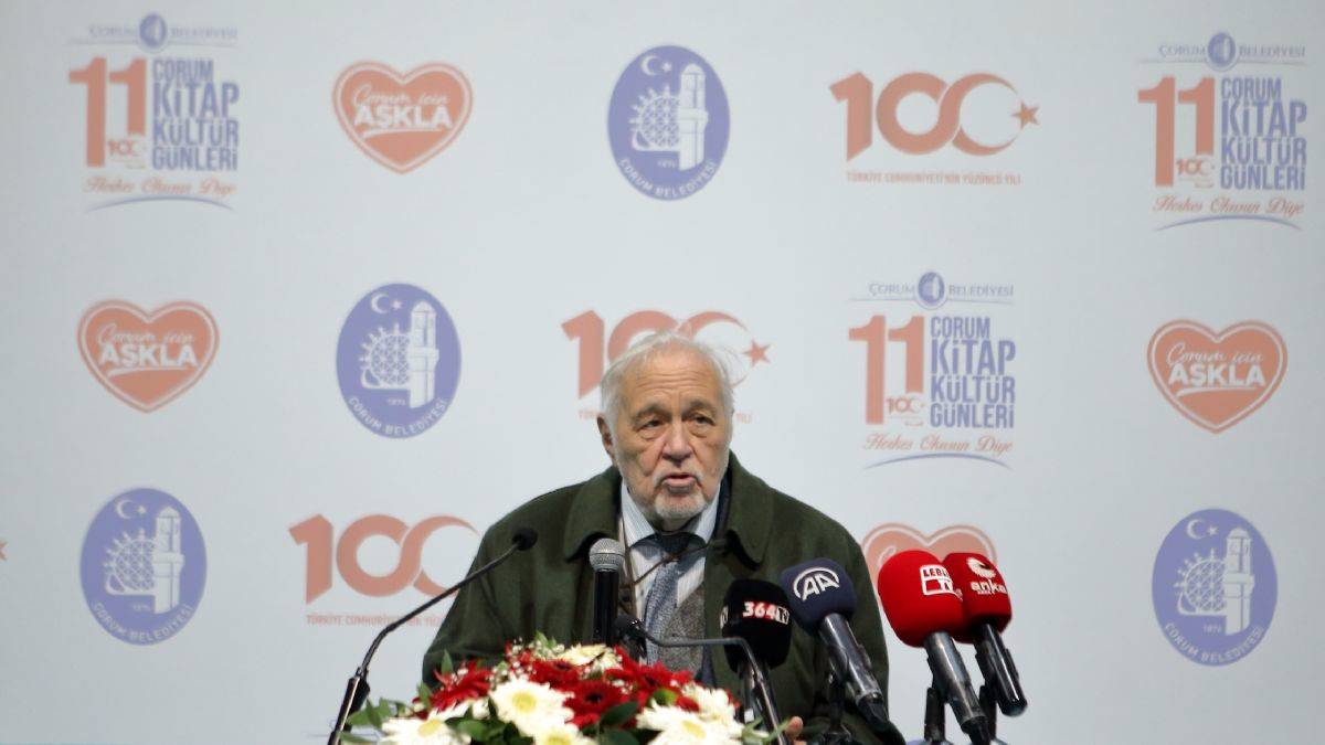 İlber Ortaylı: 'Almanlar, devlet ananeleri zayıf bir memlekettir”