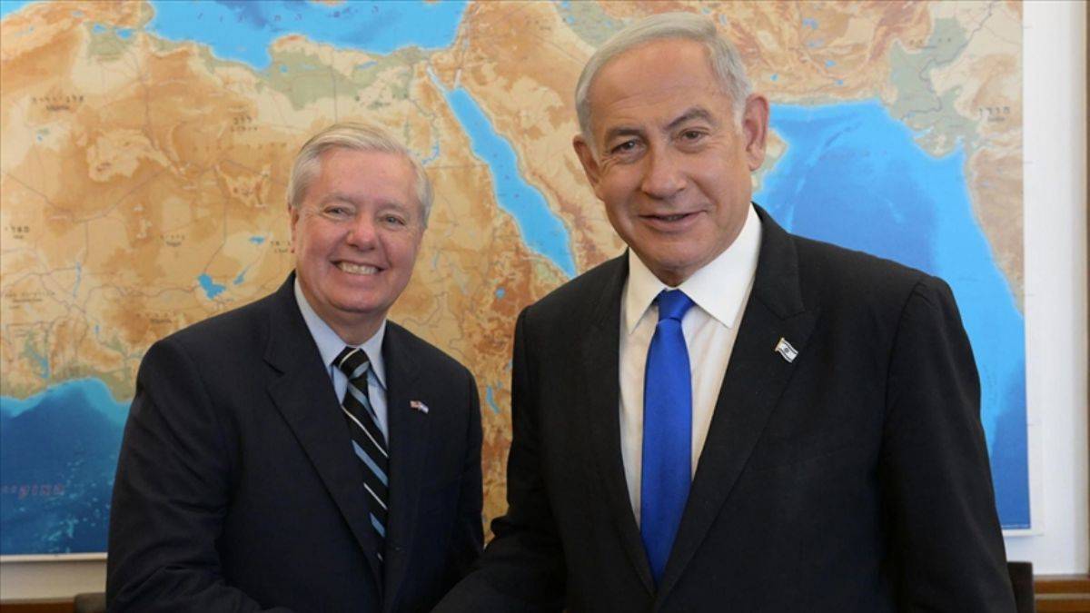 'Takım elbiseli' barbar, katliamcı İsrail'i savundu