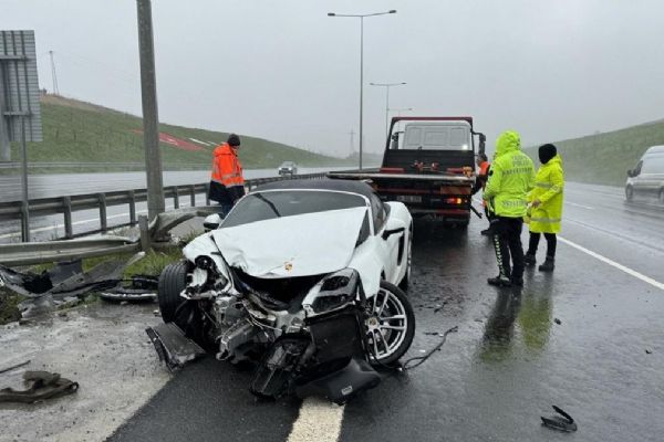 Kuzey Marmara Otoyolu'nda feci kaza