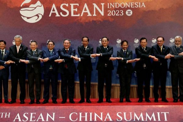 ASEAN ile Çin, Japonya ve Güney Kore, acil finans programı oluşturmak için işbirliği yapacak