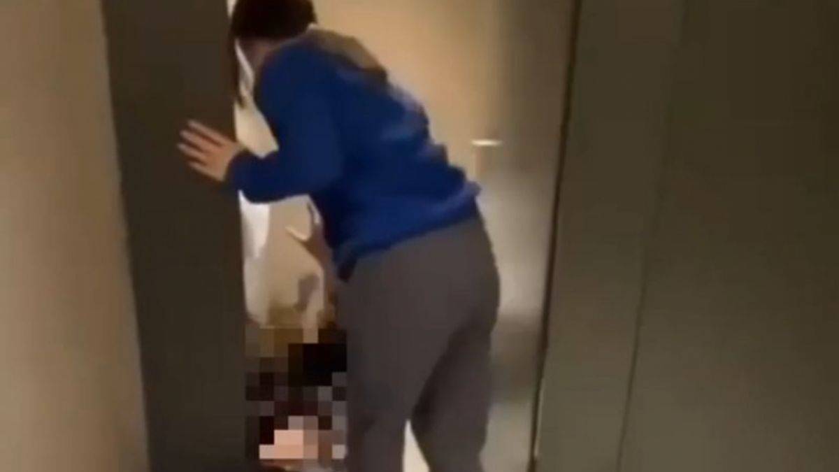 Beylikdüzü'nde arkadaşlarını tuvalette darbedip kaydettiler