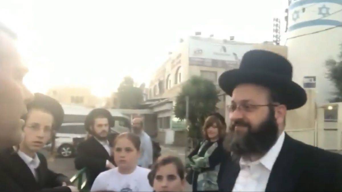 Aktivist gazeteci, Yahudi ırkçılığını böyle ifşa etti