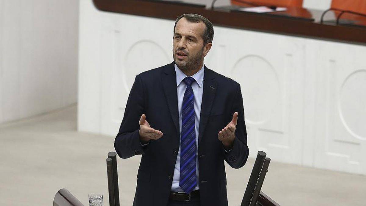 MHP, Saffet Sancaklı'nın istifasını istedi