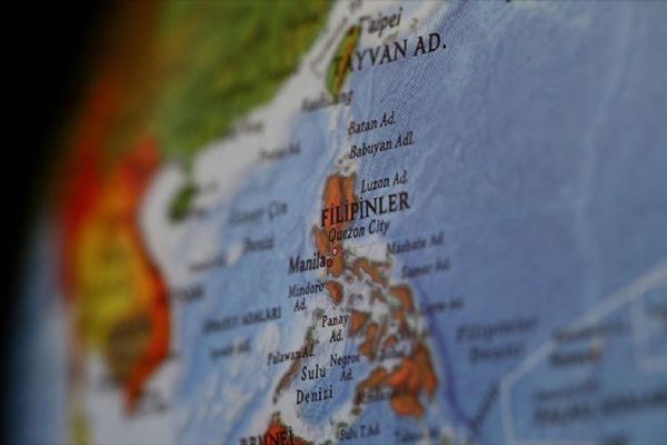 Filipinler, gemilerine müdahale eden Çin'i kınadı