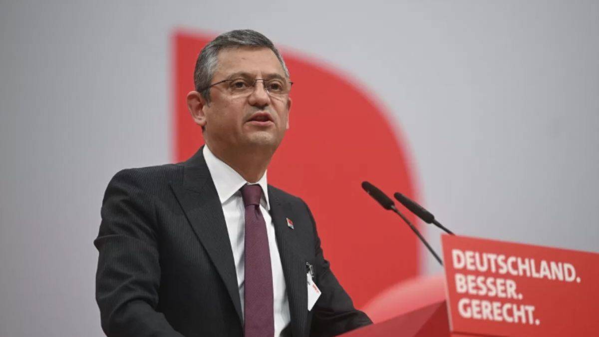 CHP Genel Başkanı Özel, Alman Sosyal Demokrat Parti Kongresi'nde konuştu