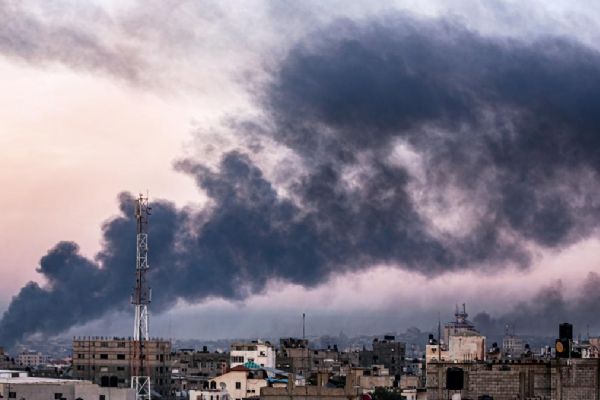 İsrail'in Gazze'ye düzenlediği saldırılarda can kaybı 17 bin 997'ye yükseldi