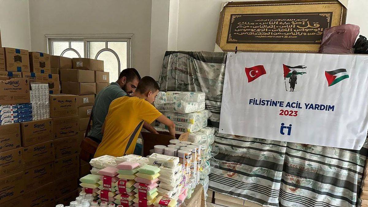 10 Aralık Dünya İnsan Hakları Günü’nde Yetim Vakfı duyurdu: 2000 yetim çocuk kayıp