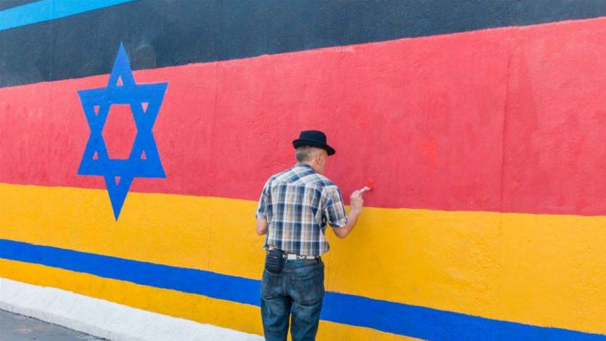 Almanya'yı İsrail mi yönetiyor?