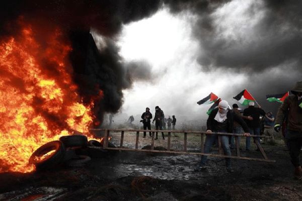 Filistin direniş gurupları Gazze'de işgalci İsrail ordusunu hedef aldı