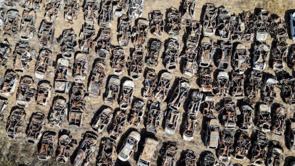 7 Ekim'de İsrail'in öldürdüğü Yahudiler araçlarıyla birlikte gömülecek