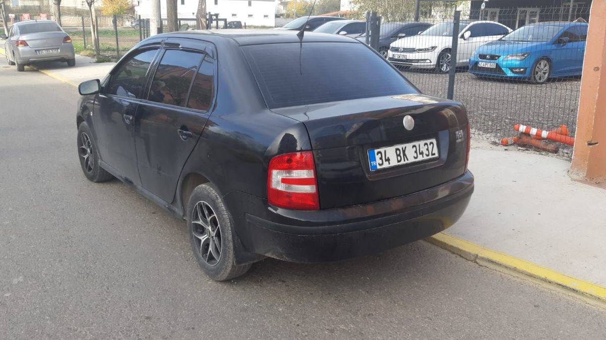 Aracında yaralı bulunmuştu; cinayete kurban gittiği ortaya çıktı