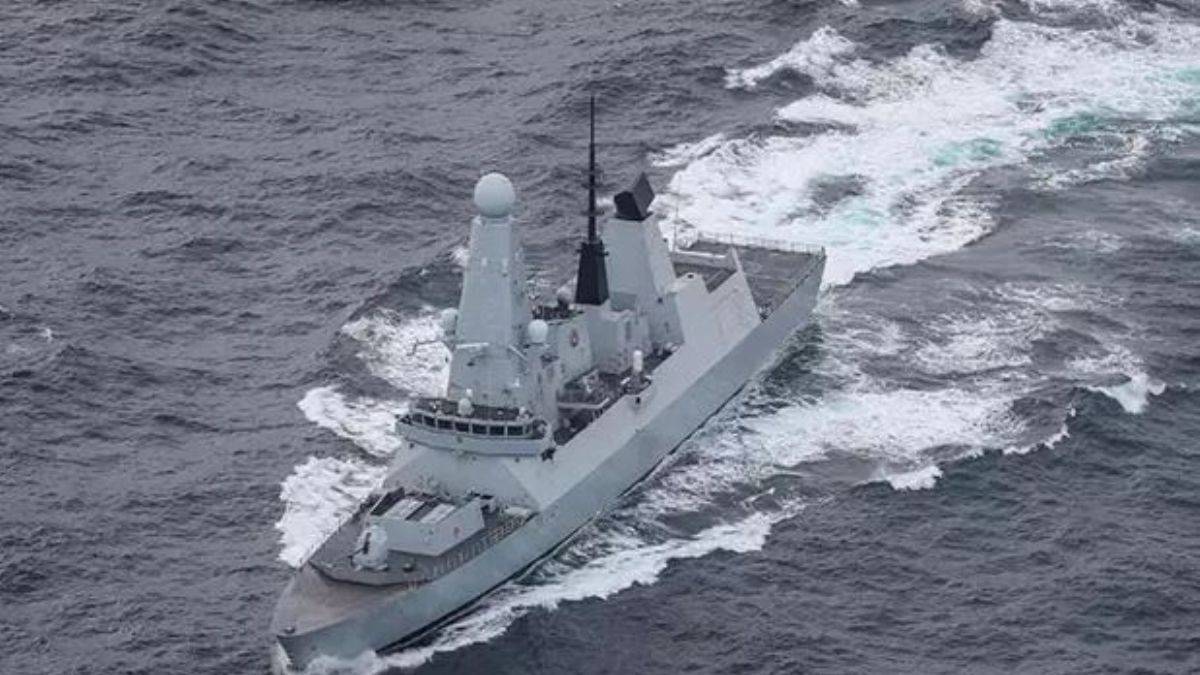 ABD ve İngiliz savaş gemileri, Kızıldeniz’de 15 İHA’yı düşürdü