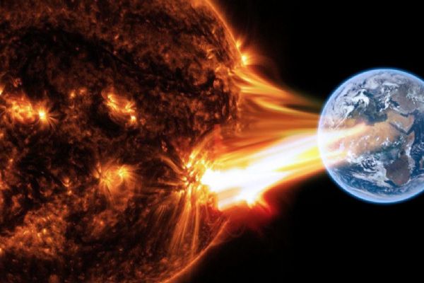 Güneş'teki dev patlamayla Dünya'daki radyo sinyalleri devre dışı kaldı