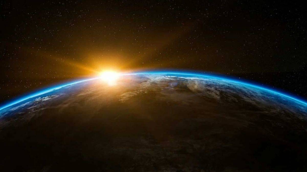 Son yılların en büyük Güneş patlaması: Dünya'daki radyo sinyallerini devre dışı bıraktı