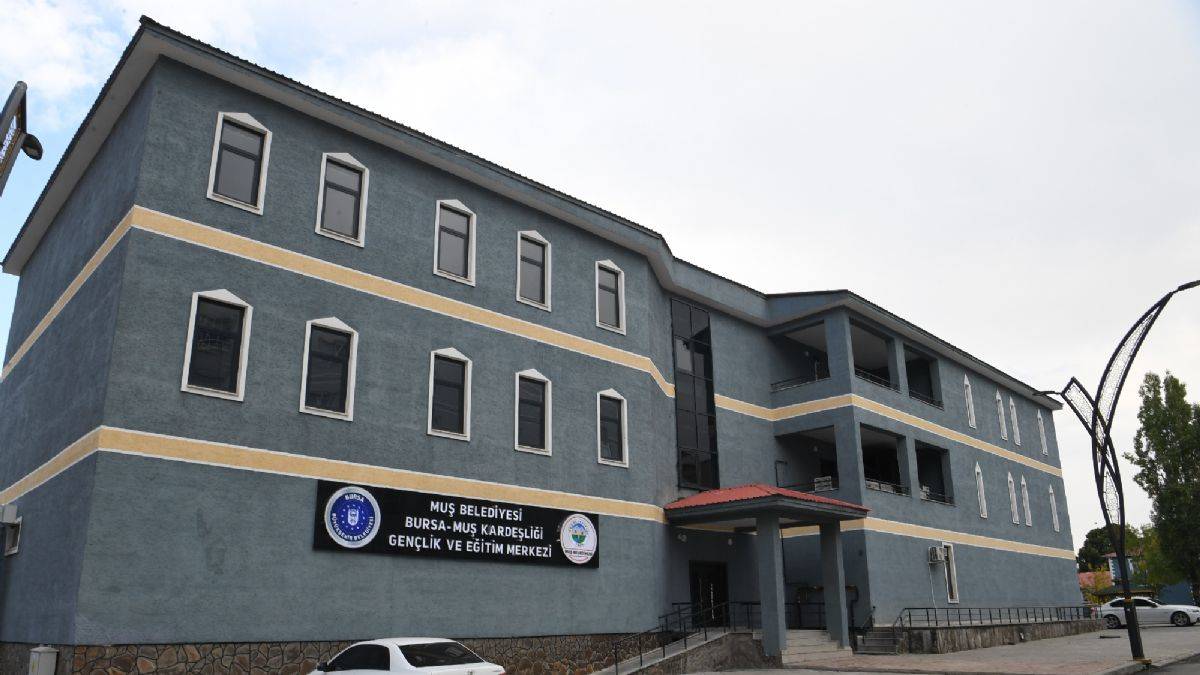 Bursa’dan Muş’a gençlik merkezi