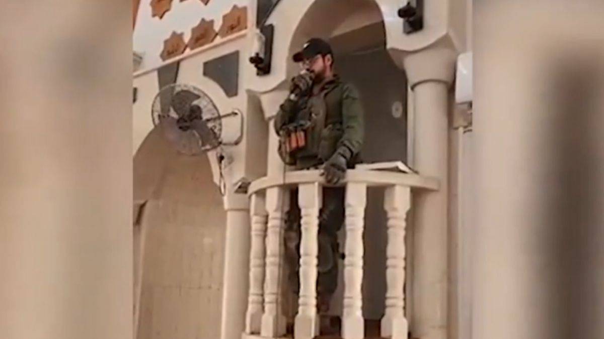 İsrail'de 'Cami' tartışması: 'Beni tehdit etmeyin'