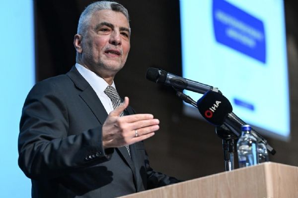 Yeni yılda yapay zeka ve e-dönüşüme odaklanılacak! Ticaret Bakanı Bolat'tan açıklama