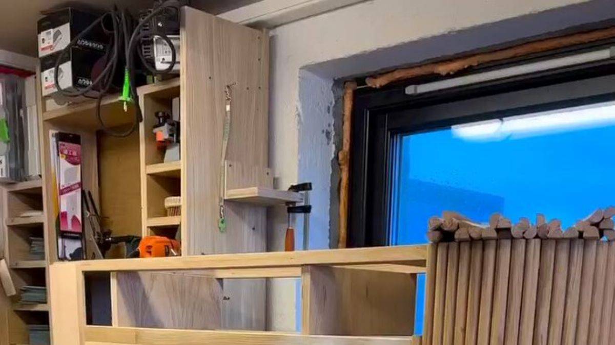 Estetik tasarım ve muhteşem görünümüyle dekore edilmiş  TV ünitesi