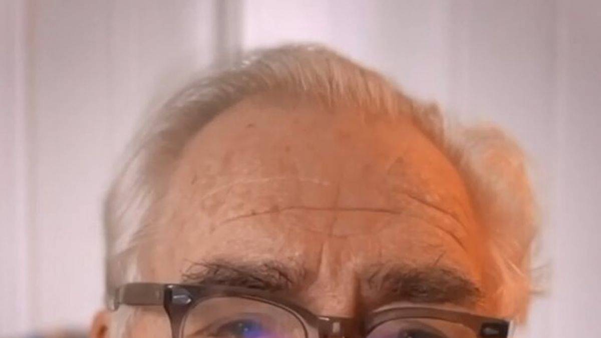 İskoç oyuncu Brian Cox Filistinli şairin katledilmeden önce yazdığı şiiri seslendirdi