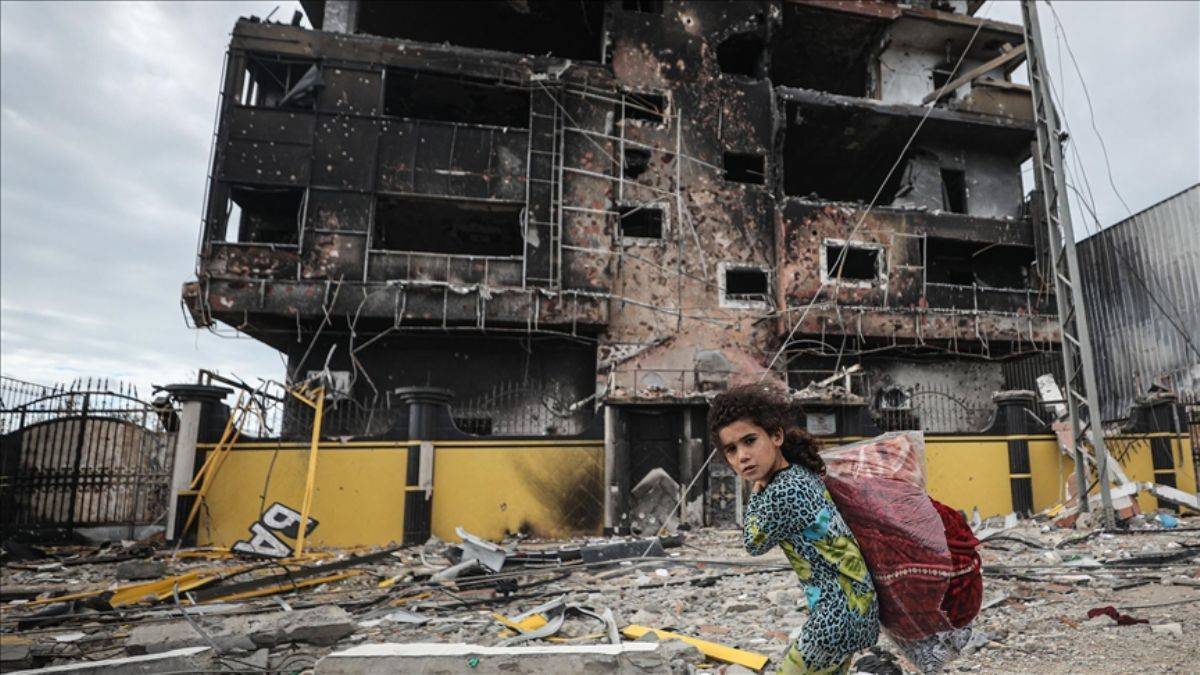 'İsrail demekten korkanlar!'