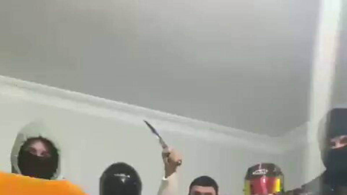 'TFF Başkanı Kemalistler Sabiha Gökçen Havalimanı Gelmesinler'