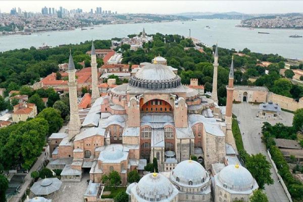Ayasofya'da yeni dönem başlıyor