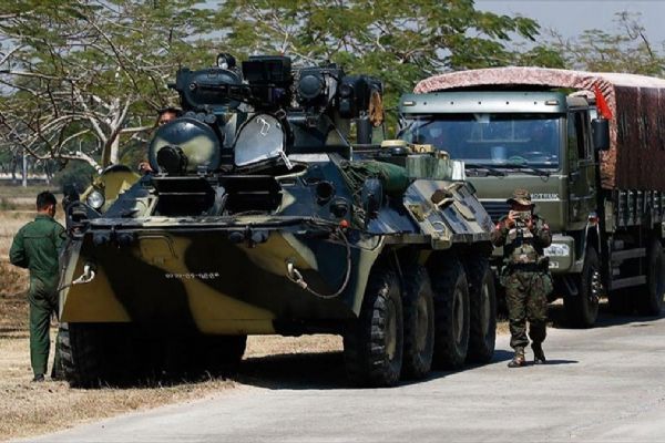 Myanmar'da ordu ile silahlı gruplar ateşkese vardı