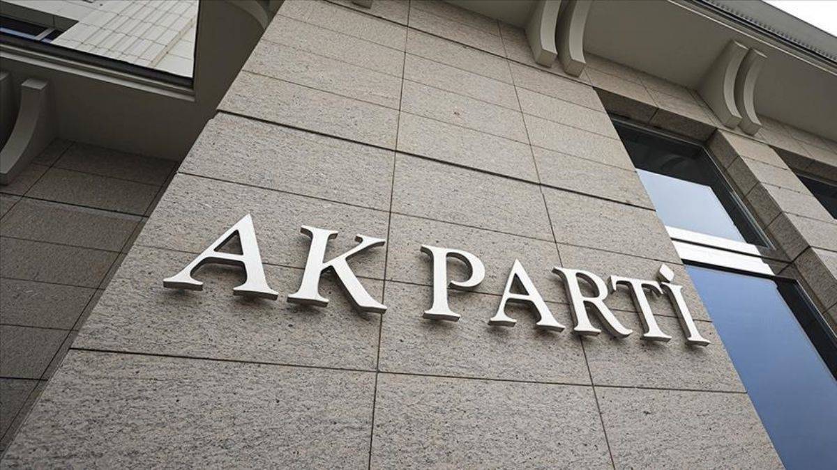 AK Parti adaylarını açıkladı! İşte il il tam liste...