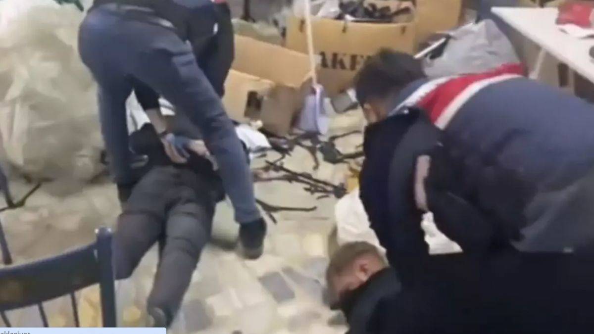 Mercek-10 operasyonunda silah imalatı ve kaçakçılığı yapan 12 şüpheli gözaltına alındı