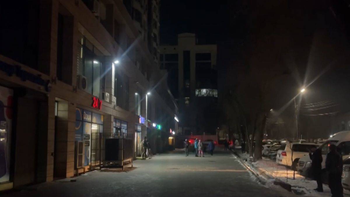 Doğu Türkistan'da 7 büyüklüğünde deprem