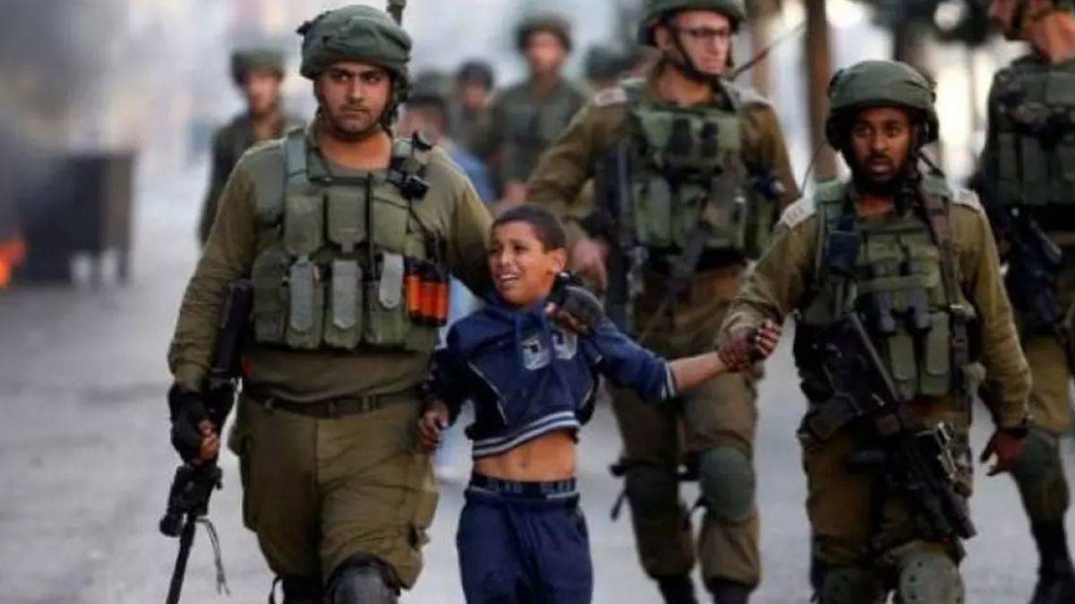 Soykırımcı İsrail anlaşmayı bozdu! Esir takasında serbest bırakılan çocuğa gözaltı