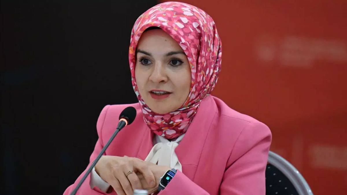 Bakan Göktaş şehit yakınları, gaziler ve onların aileleriyle bir araya geldi